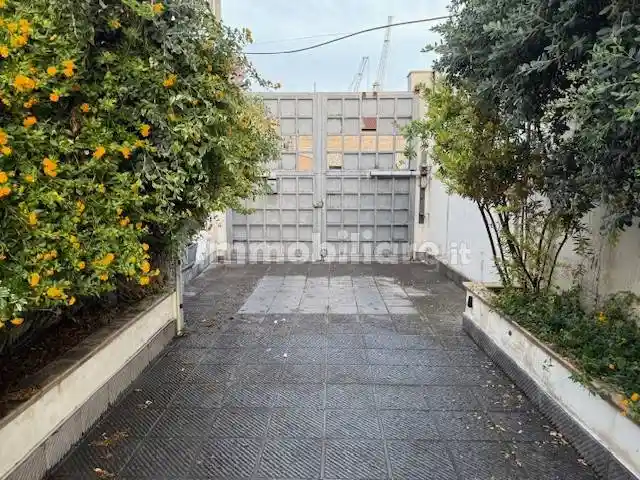 Trilocale via Di Gregorio 32, Acquasanta, Palermo - foto 2