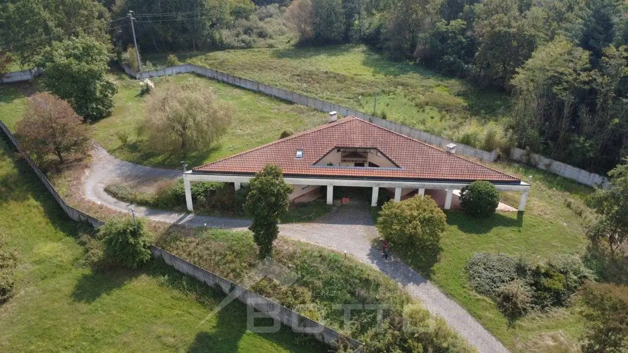 Villa in vendita a Gattinara