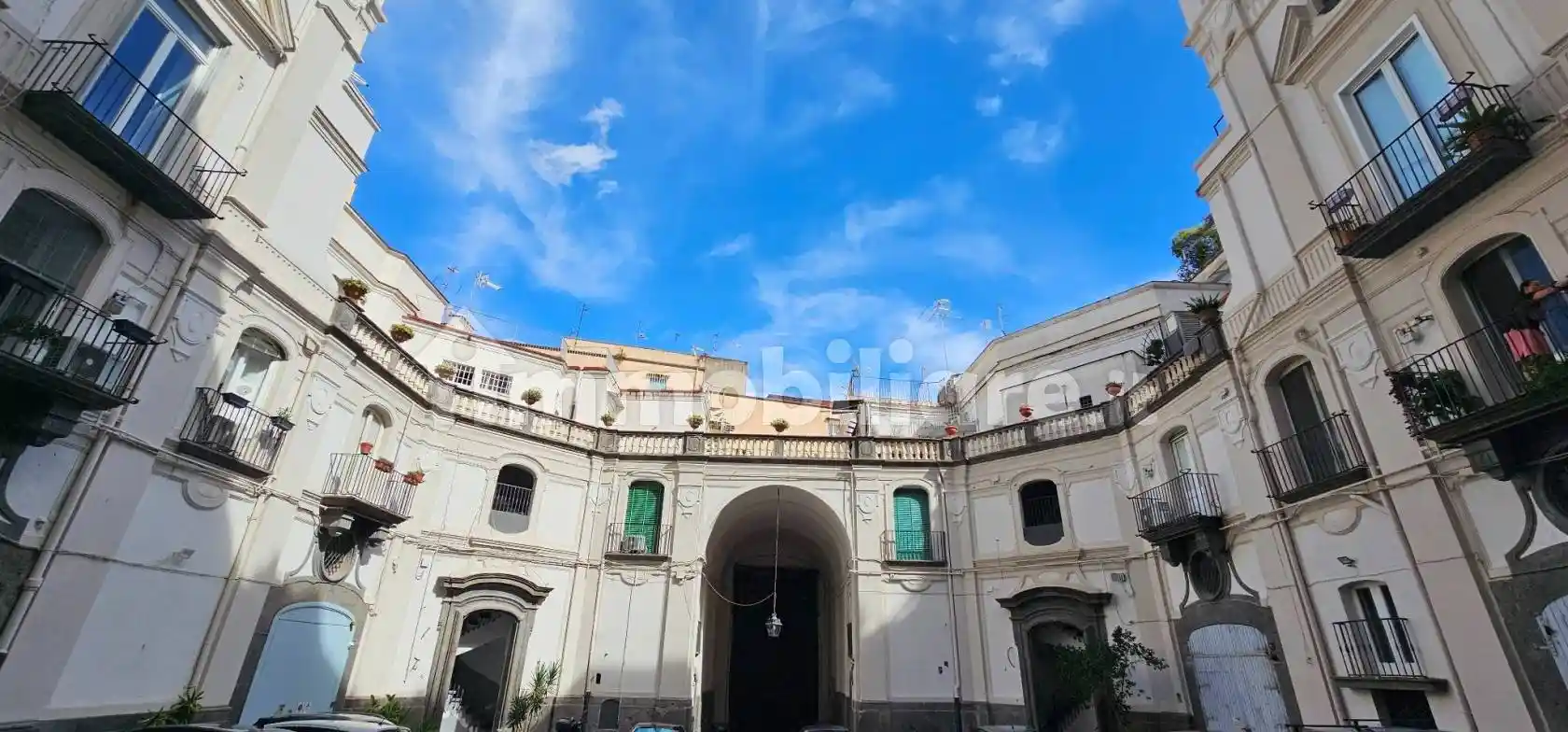 Trilocale via Monte di Dio, Santa Lucia, Napoli - foto 5