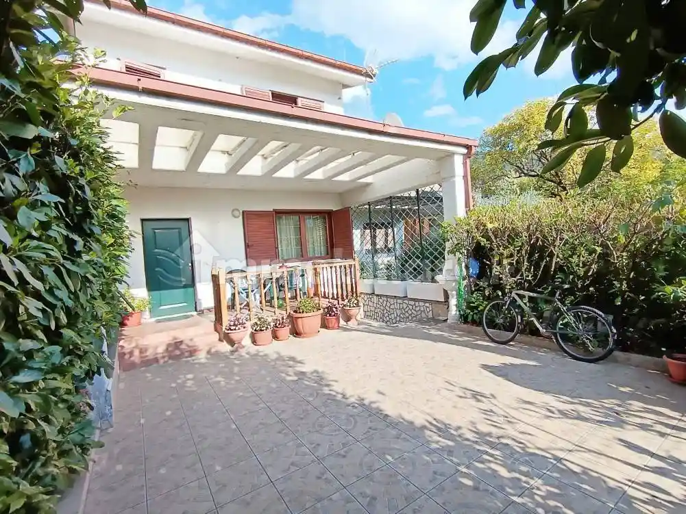 Villetta a schiera in vendita a Rieti