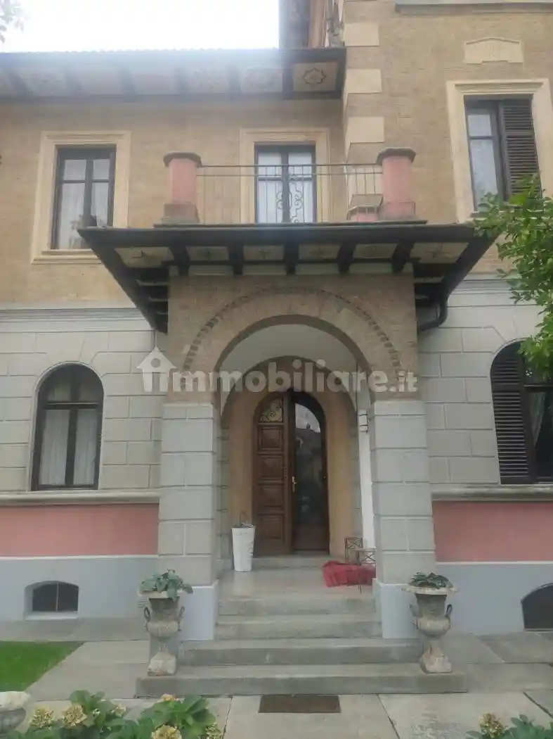 Villa in vendita a Carignano