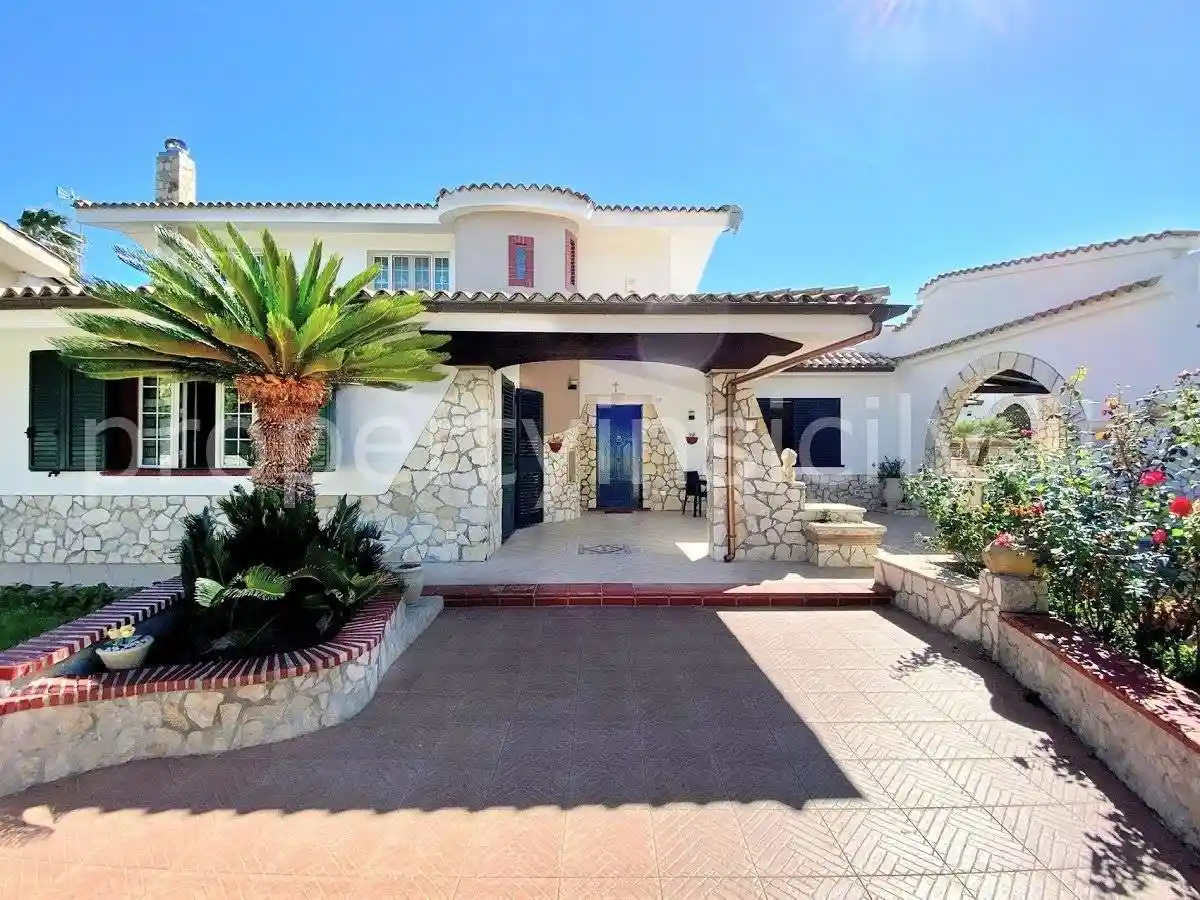 Villa unifamiliare via Senigallia, Fontane Bianche, Siracusa - foto 2