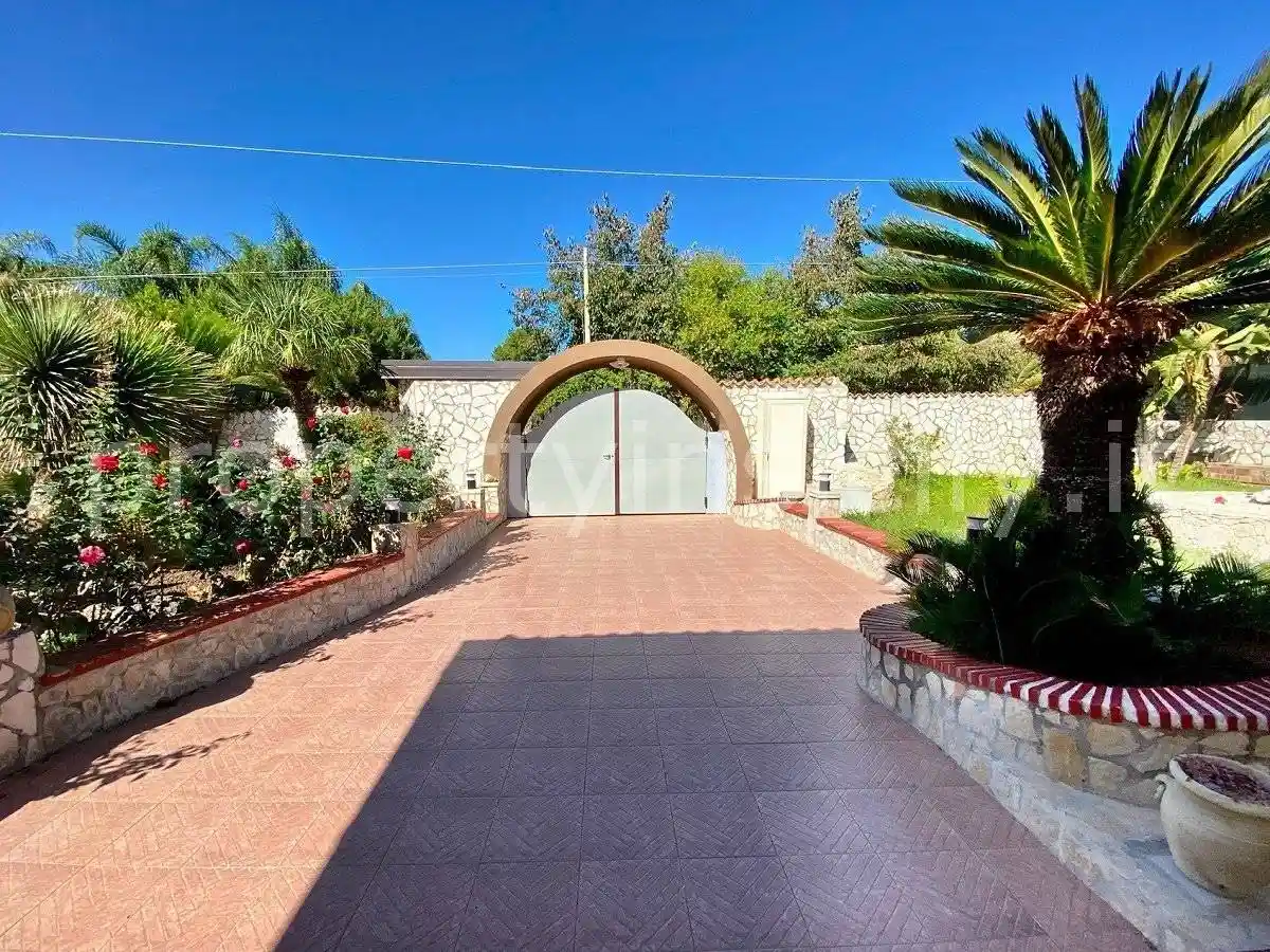 Villa unifamiliare via Senigallia, Fontane Bianche, Siracusa - foto 3