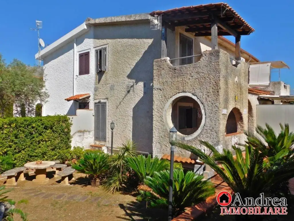 Villetta a schiera in vendita a San Nicola Arcella