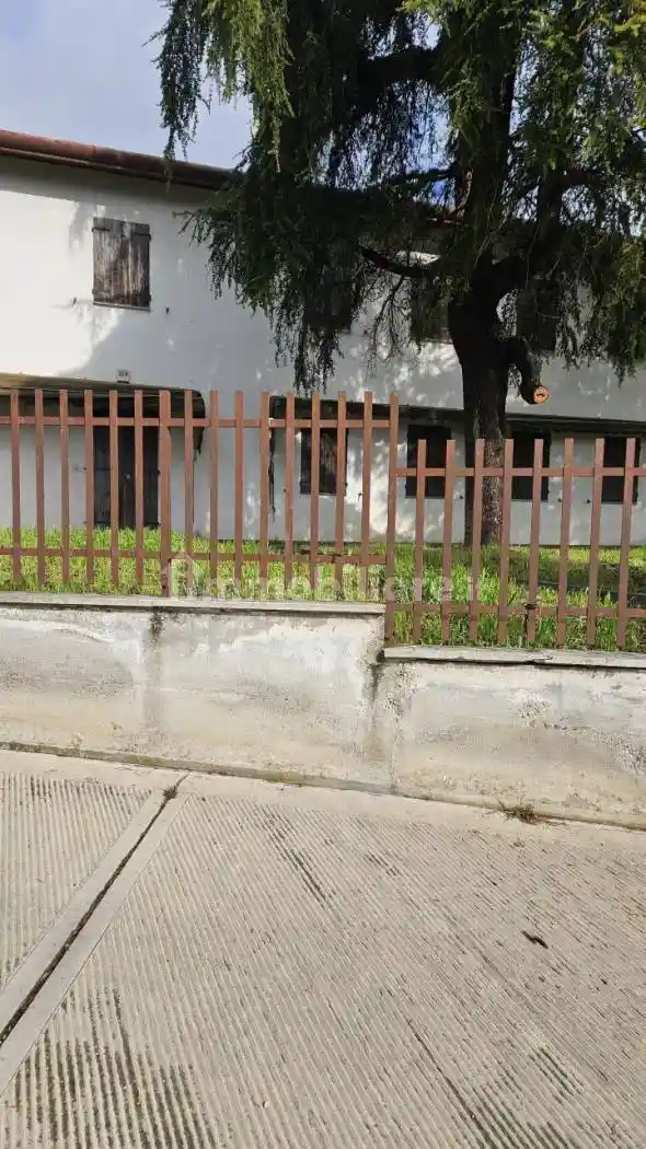 Terratetto unifamiliare via Bomba, Fontanafredda, Cinto Euganeo - foto 3