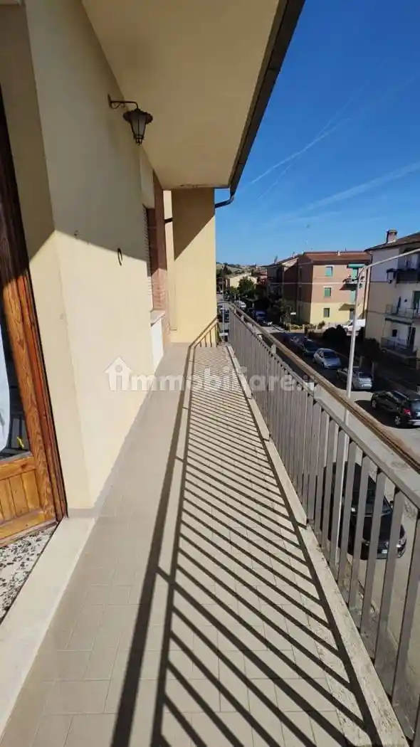 Trilocale via Martiri della Resistenza, Centro, Buonconvento - foto 5