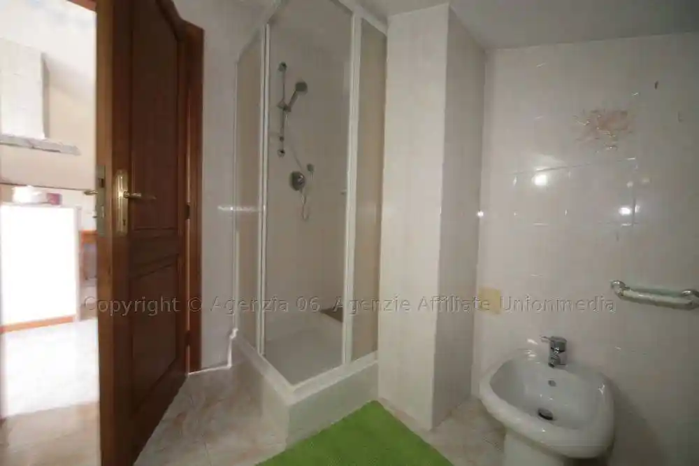 Trilocale ottimo stato, primo piano, Centro, Arcola - foto 2