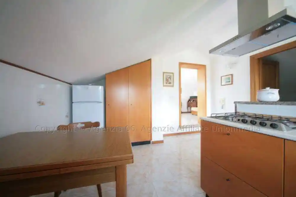 Trilocale ottimo stato, primo piano, Centro, Arcola - foto 4