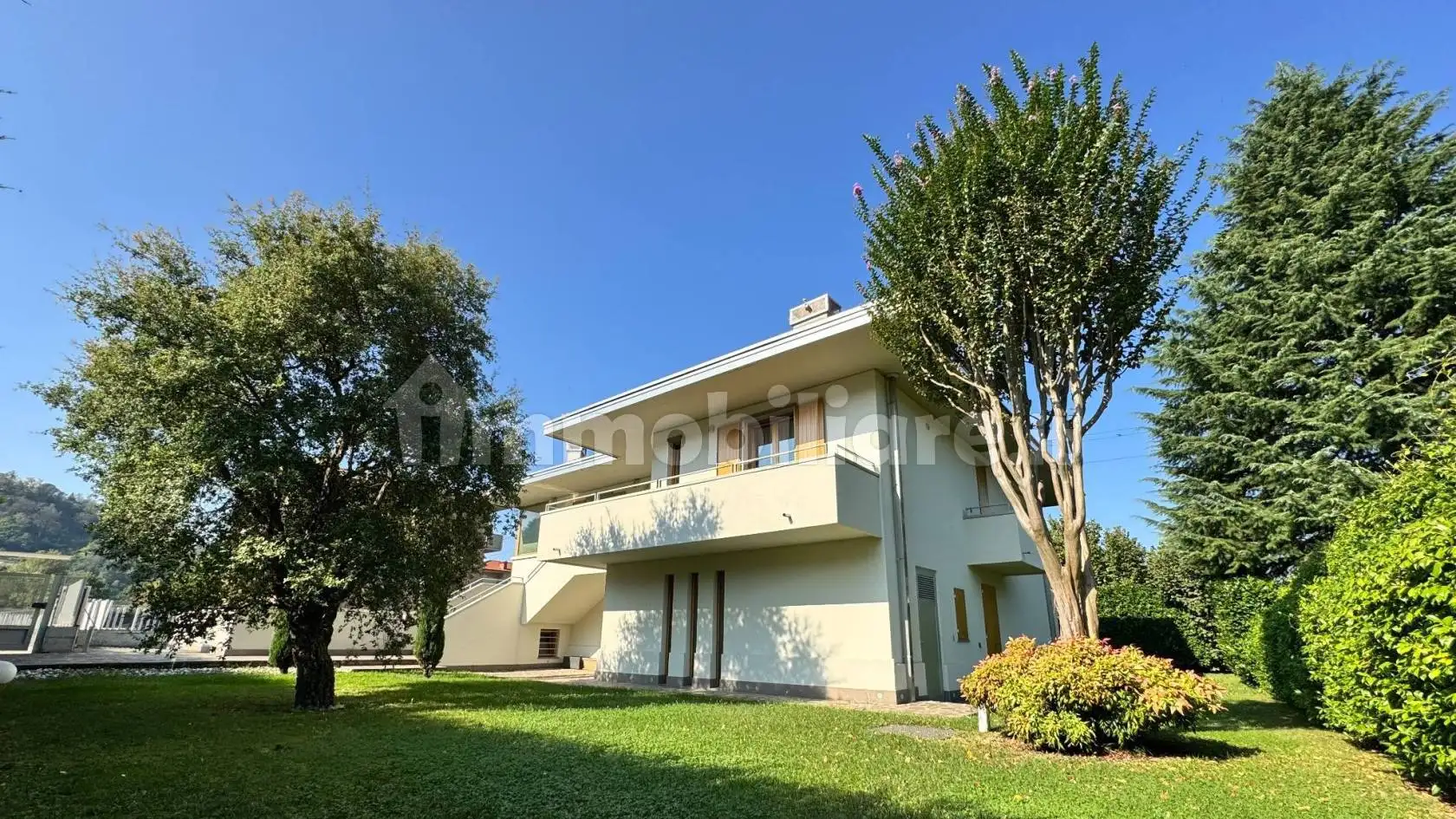 Villa in vendita a Gorlago