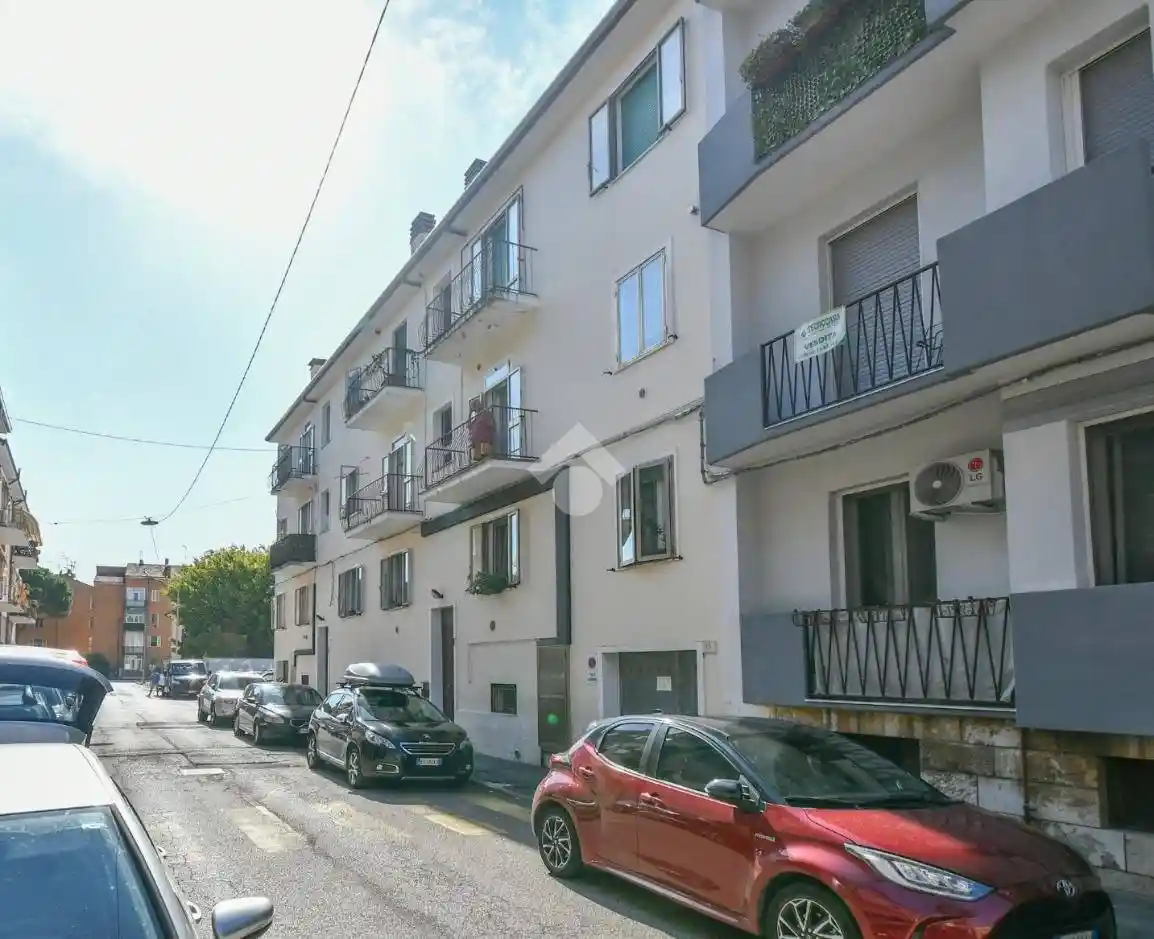 Trilocale via Lucrezia Aguiari 11, Canapa, Ferrara - foto 2