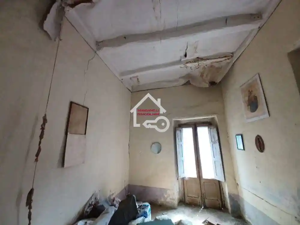 Palazzo - Edificio in Vendita - foto 2