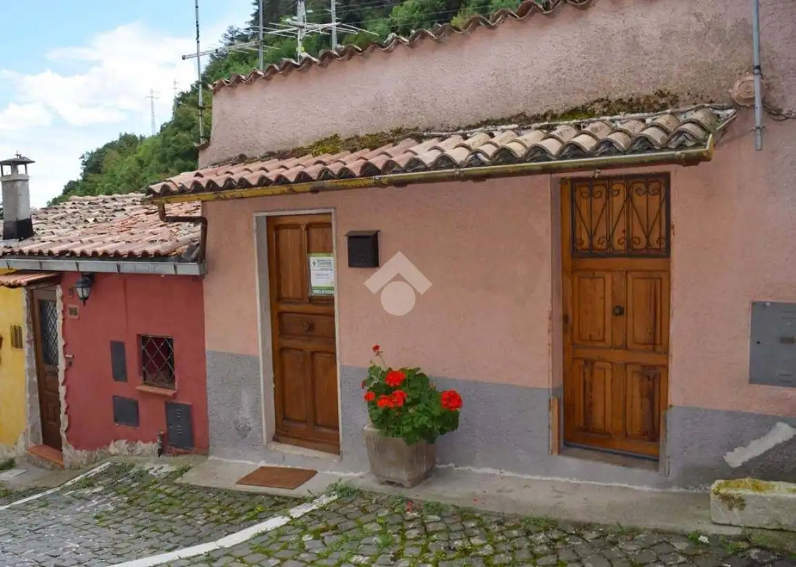 Casa indipendente in vendita a Tagliacozzo