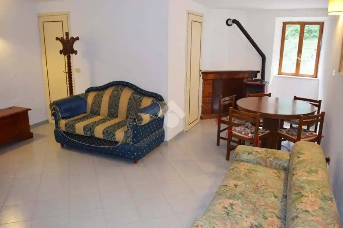 Terratetto unifamiliare Vico Molini 11, Centro, Tagliacozzo - foto 4