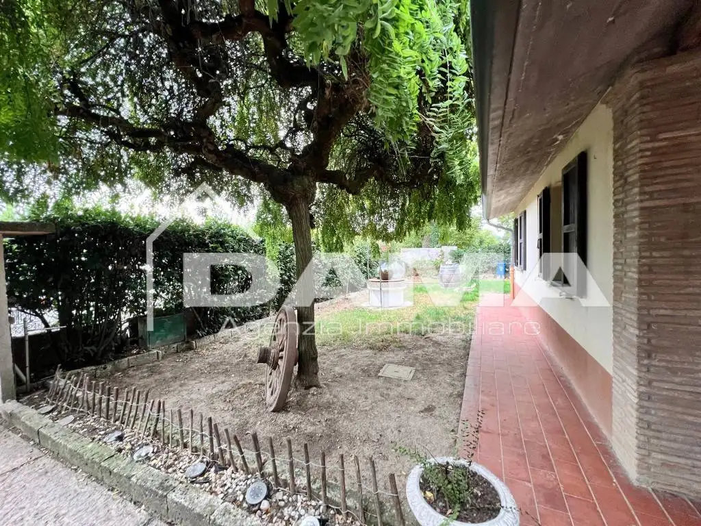 Casa indipendente in vendita a Forlì