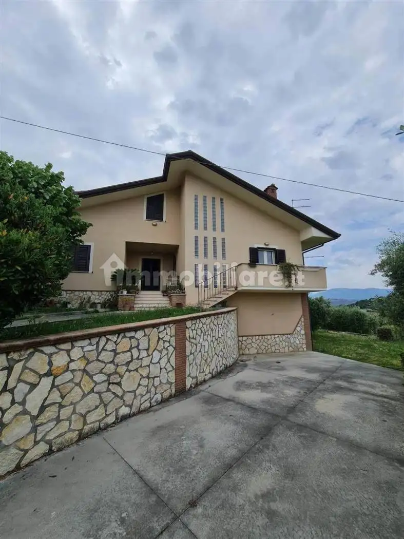 Villa in vendita a Ripi