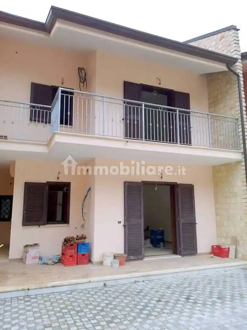 Villa in vendita a Ceprano