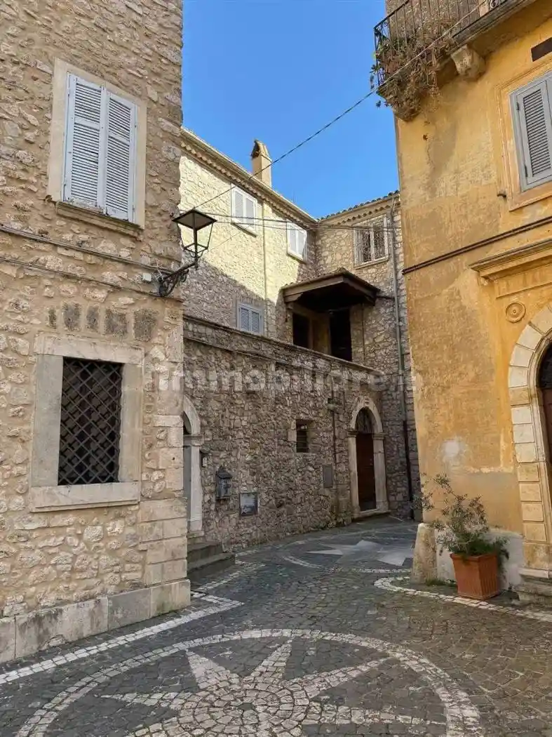 Villa unifamiliare piazza San Maria Maggiore, 4, Falvaterra - foto 2