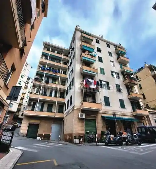 Appartamento in vendita a Genova