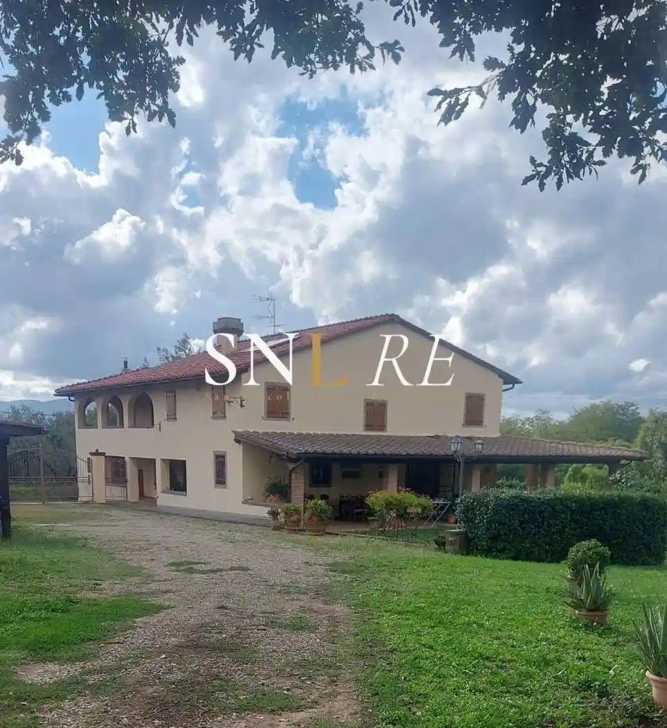 Villa in vendita a Reggello