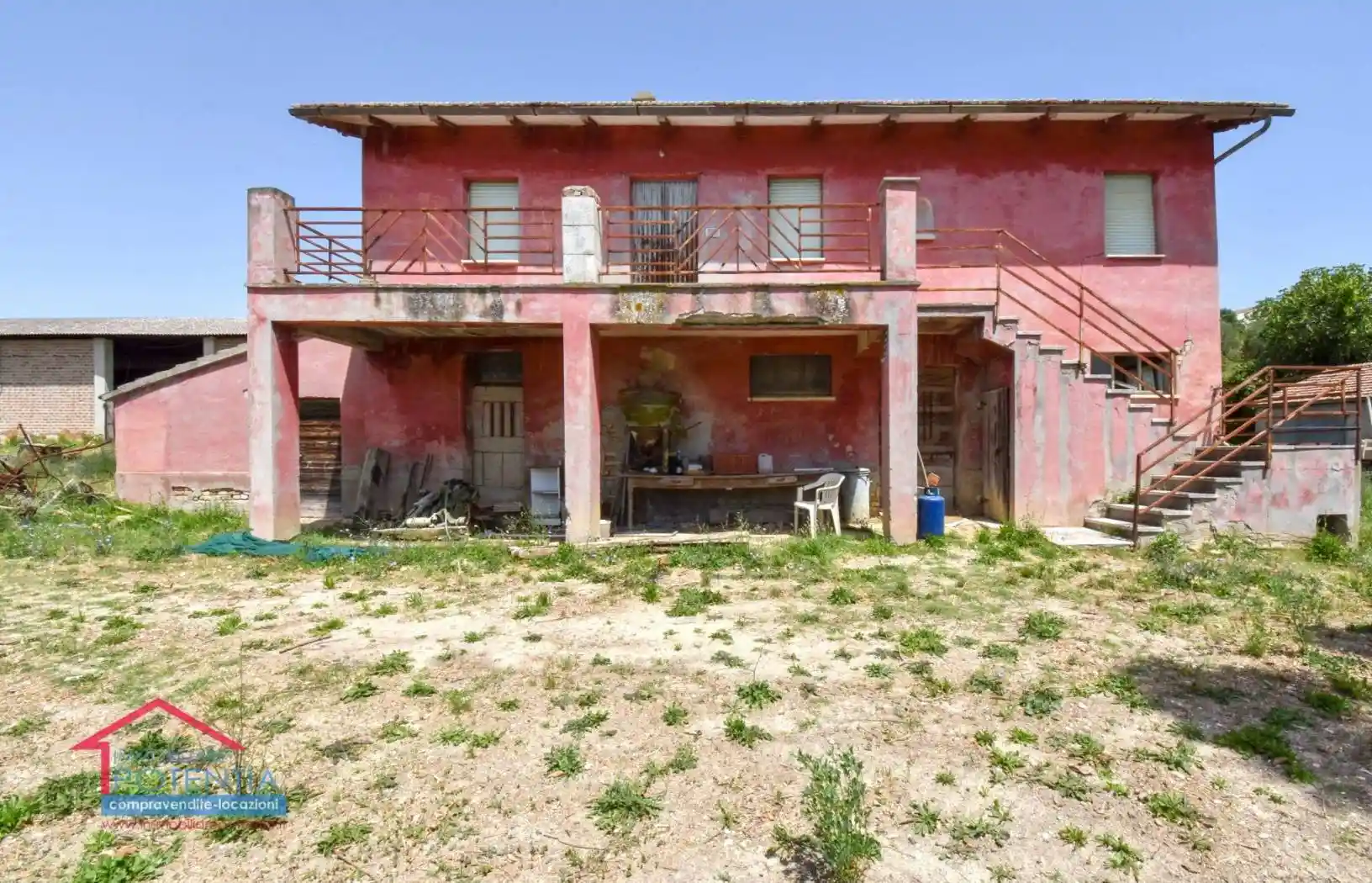 Rustico - Casale in vendita a Potenza Picena