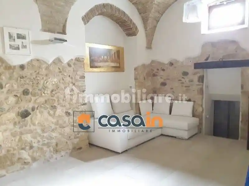 Casa indipendente in vendita a Ascoli Piceno