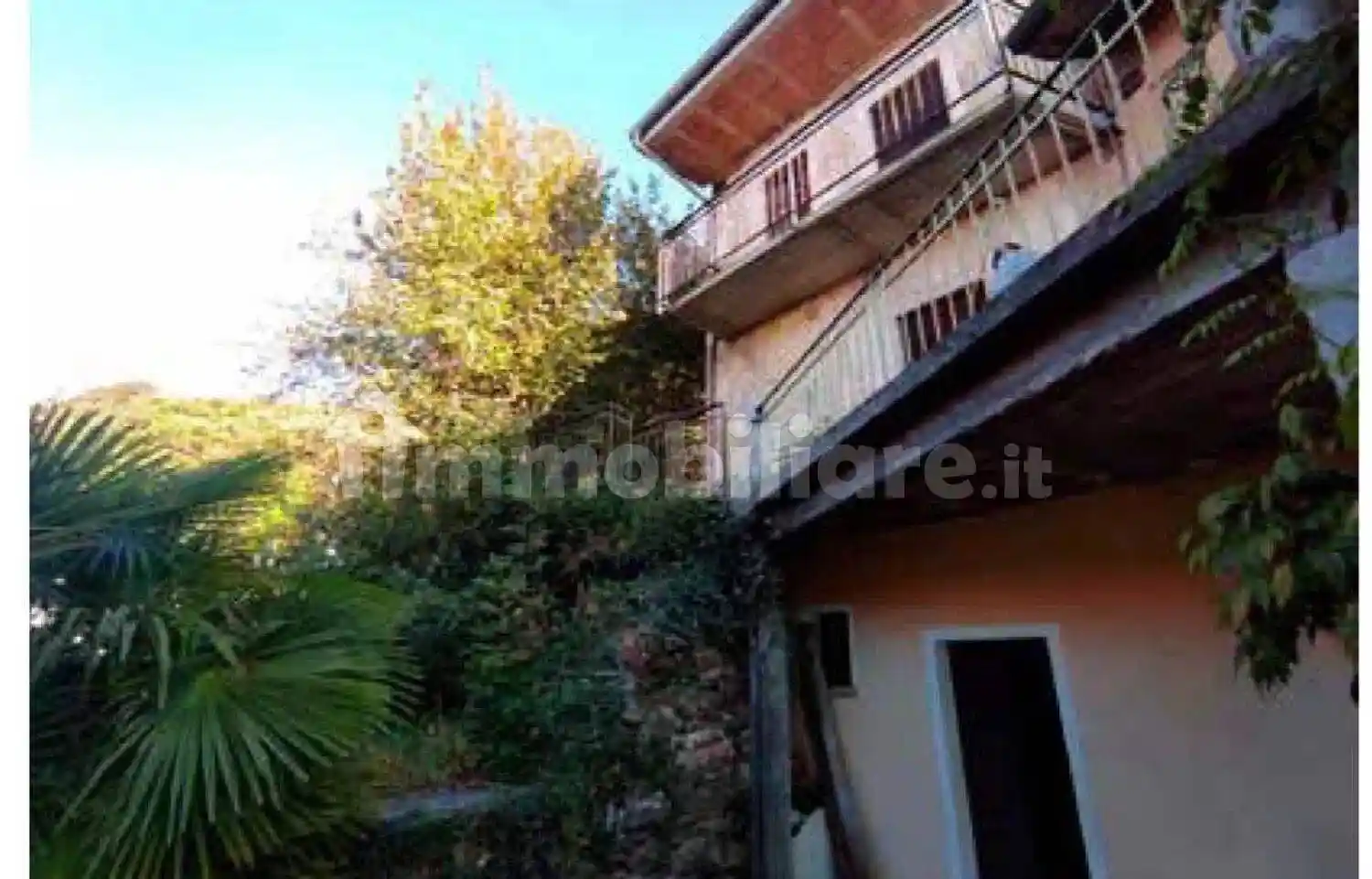 Villa unifamiliare 185 m², Armeno - foto 2