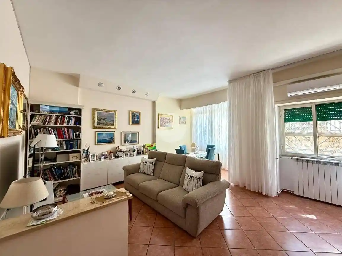 Quadrilocale via Del Gran Sasso 21, Scampia, Napoli - foto 4