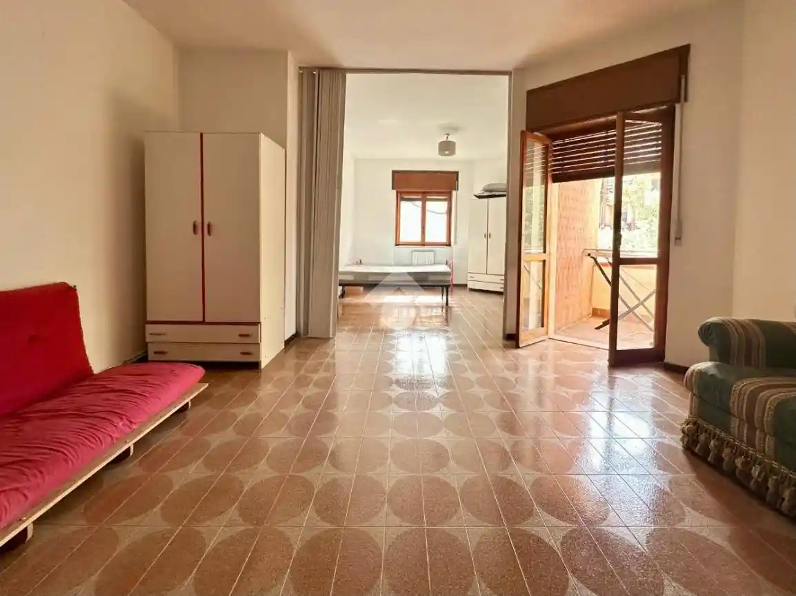 Trilocale viale della Resistenza 81, Roges, Rende - foto 3