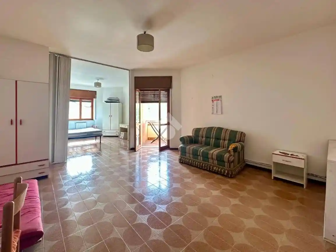 Trilocale viale della Resistenza 81, Roges, Rende - foto 4