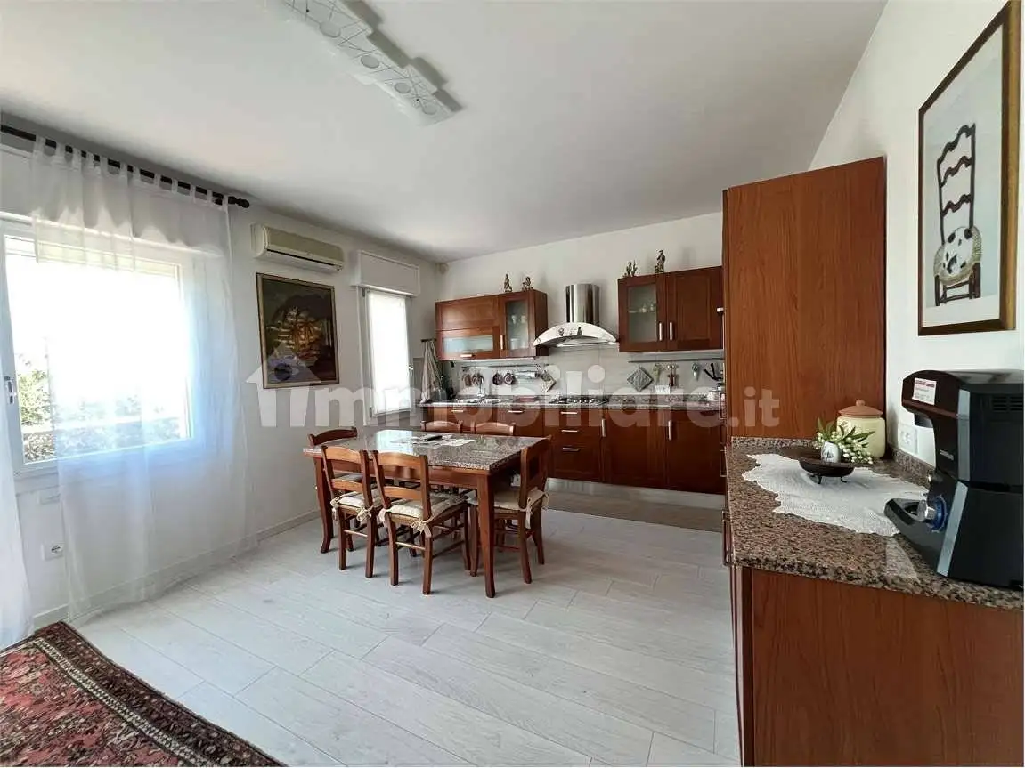 Casa indipendente in vendita a Cornuda