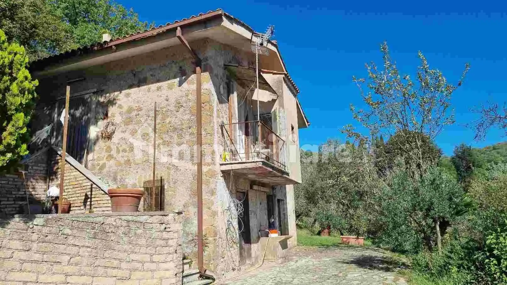 Rustico - Casale in vendita a San Gregorio da Sassola