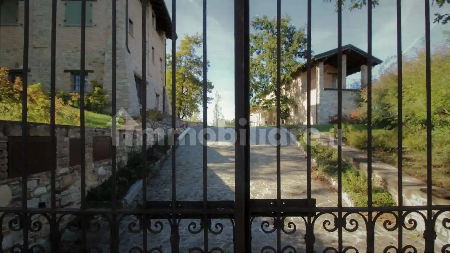 Rustico - Casale in vendita a Pianello Val Tidone