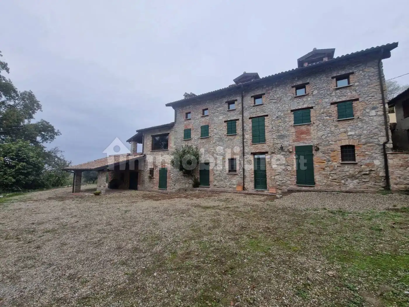 Villa in vendita a Montù Beccaria
