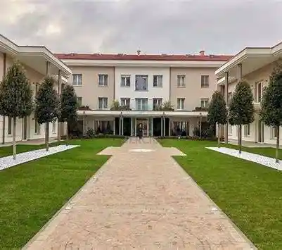 Rustico - Casale in vendita a Verona