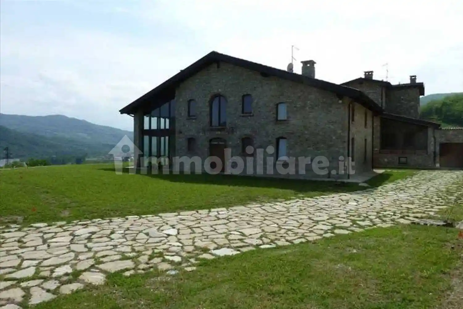 Rustico - Casale in vendita a Rivergaro