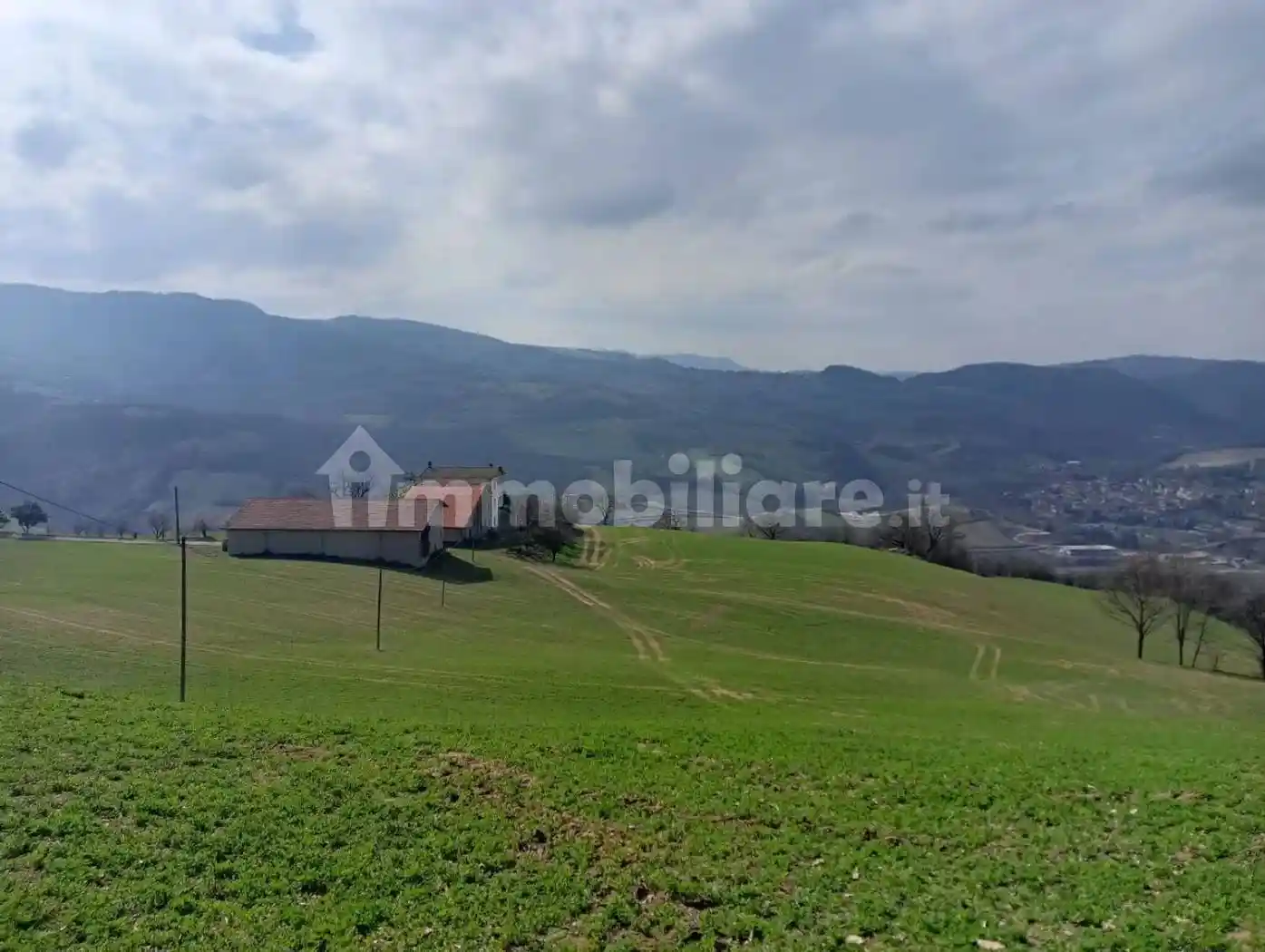 Rustico - Casale in vendita a Pianello Val Tidone