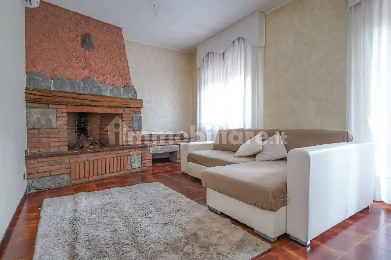 Appartamento in vendita a Brembate di Sopra