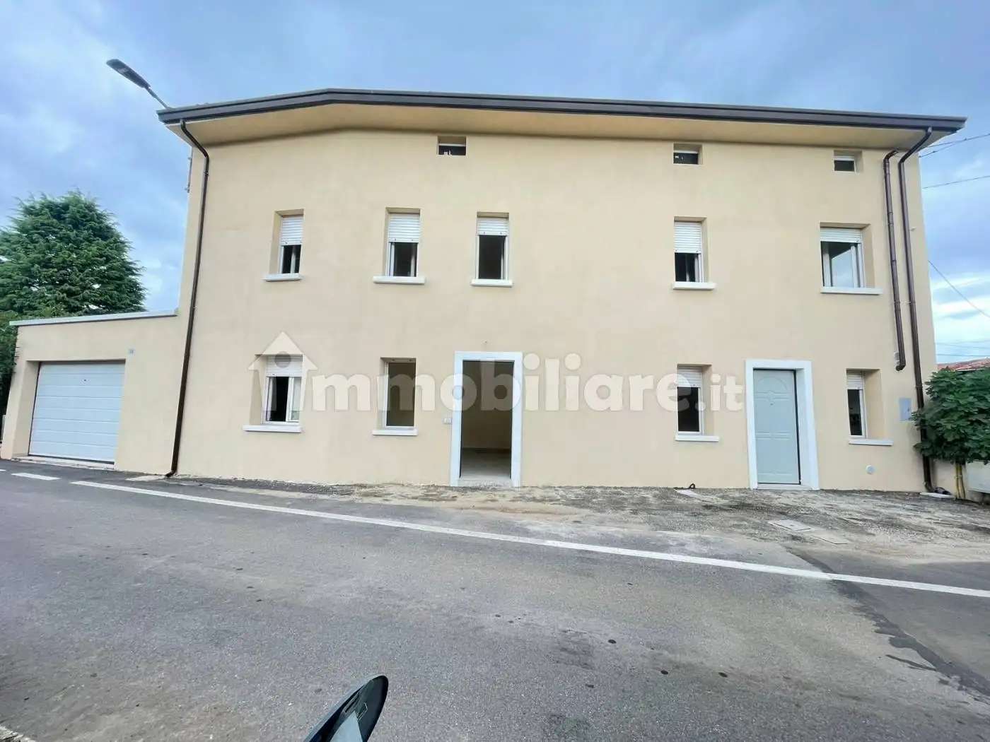 Casa indipendente in vendita a Montichiari