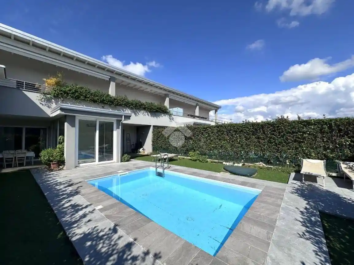 Trilocale via 25 Aprile 153, Brugarolo, Merate - foto 3