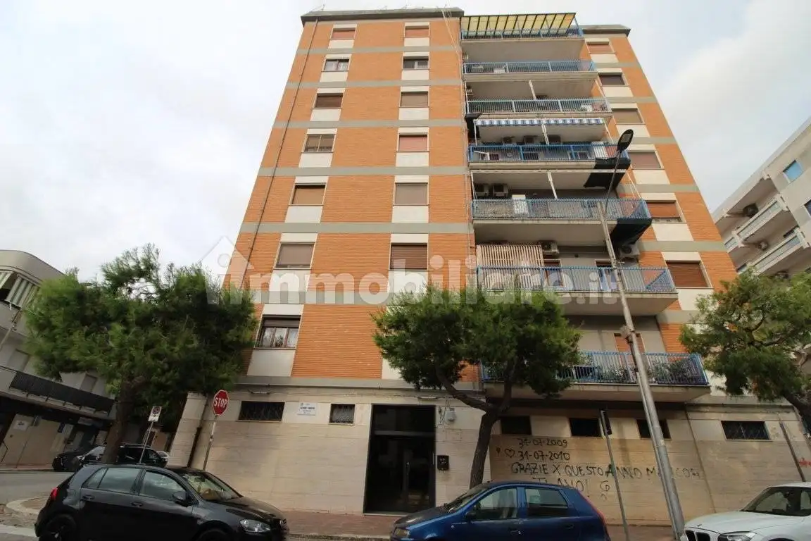 Appartamento in affitto a Grottaglie