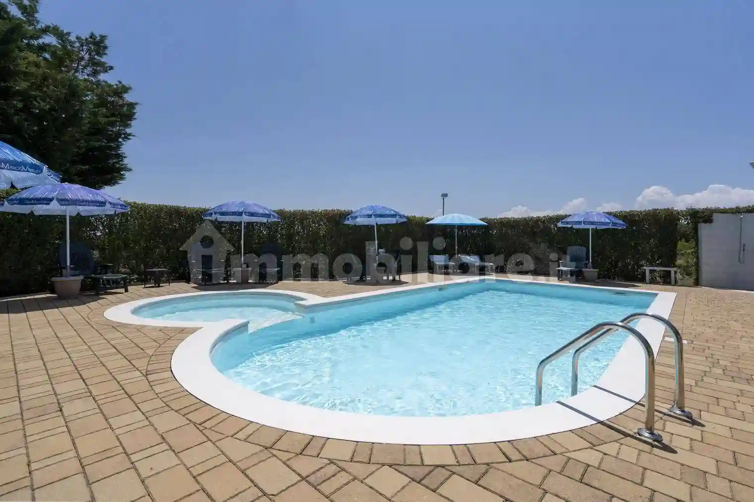 Villetta a schiera - foto 2