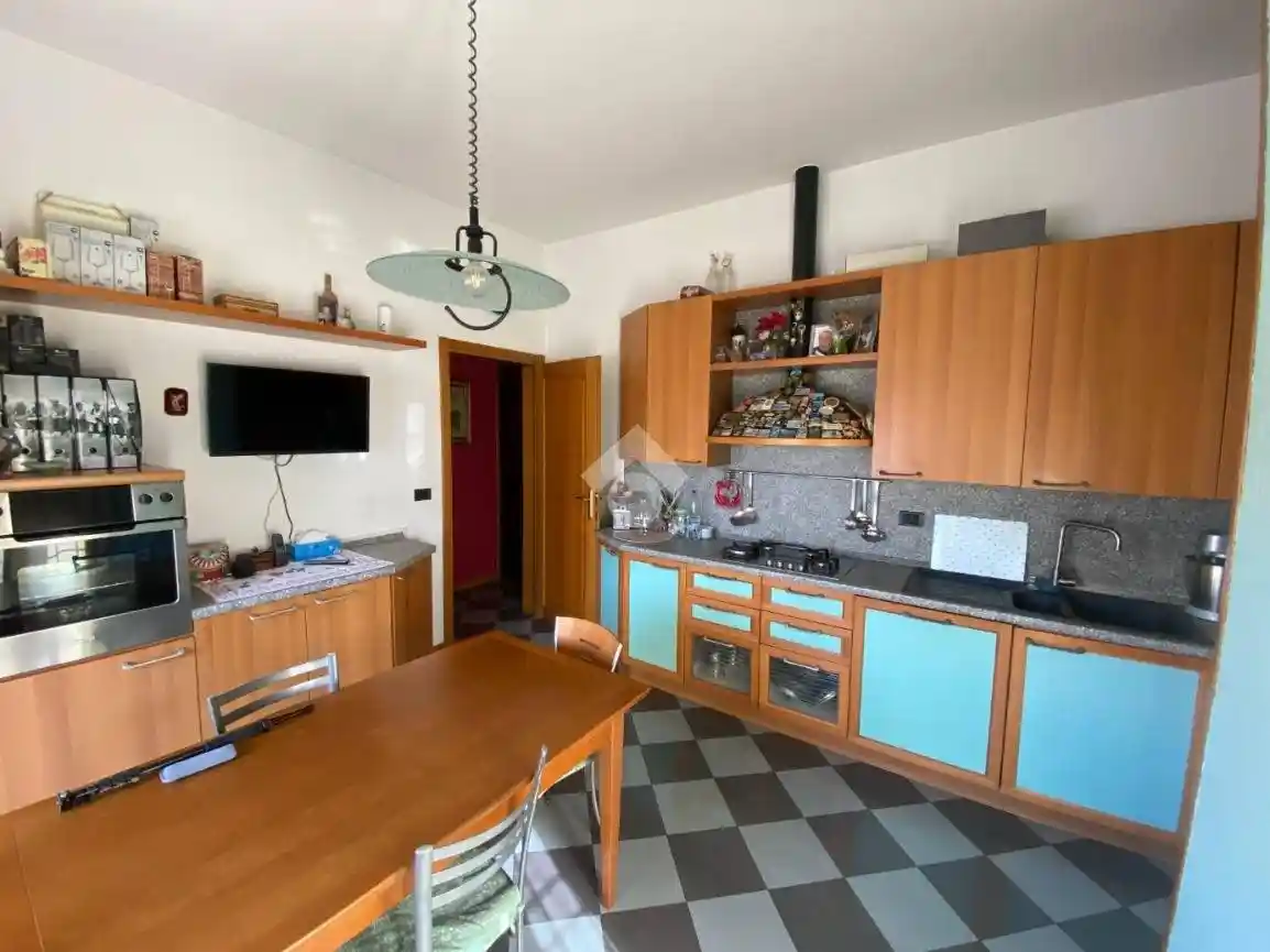 Villa bifamiliare, ottimo stato, 225 m², Cappuccini, Montericco, Imola - foto 4