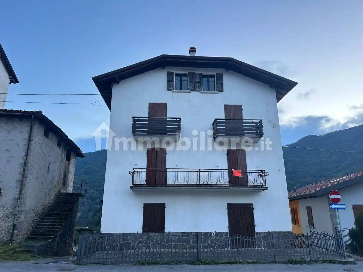 Appartamento in vendita a Algua