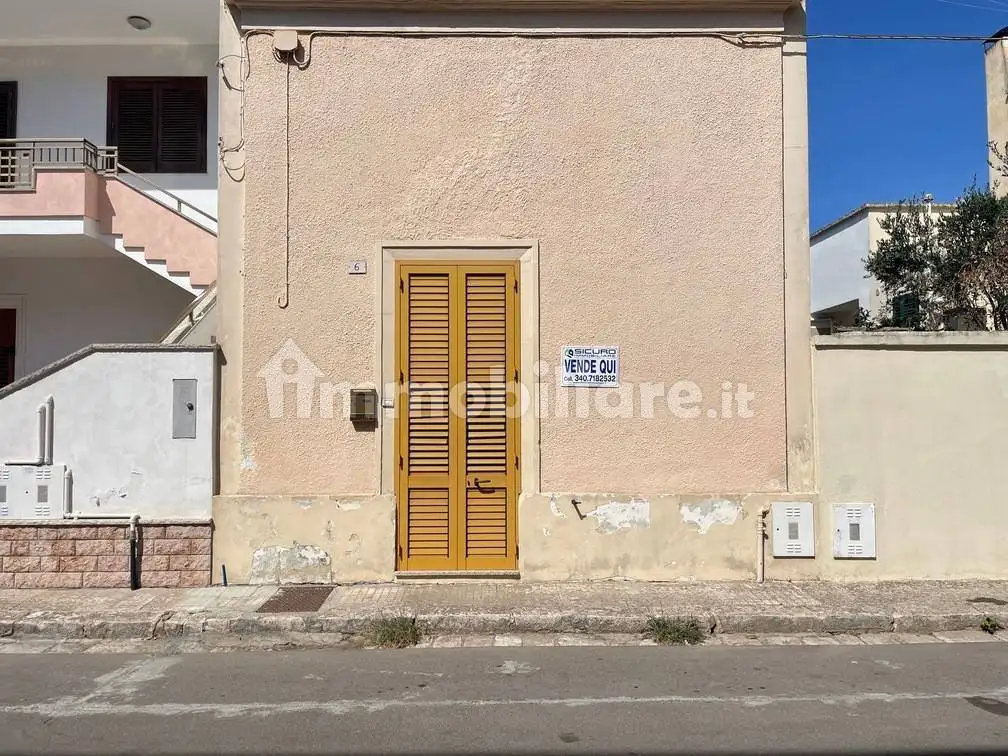 Quadrilocale via Antonio Gramsci 6, Calimera - foto 2