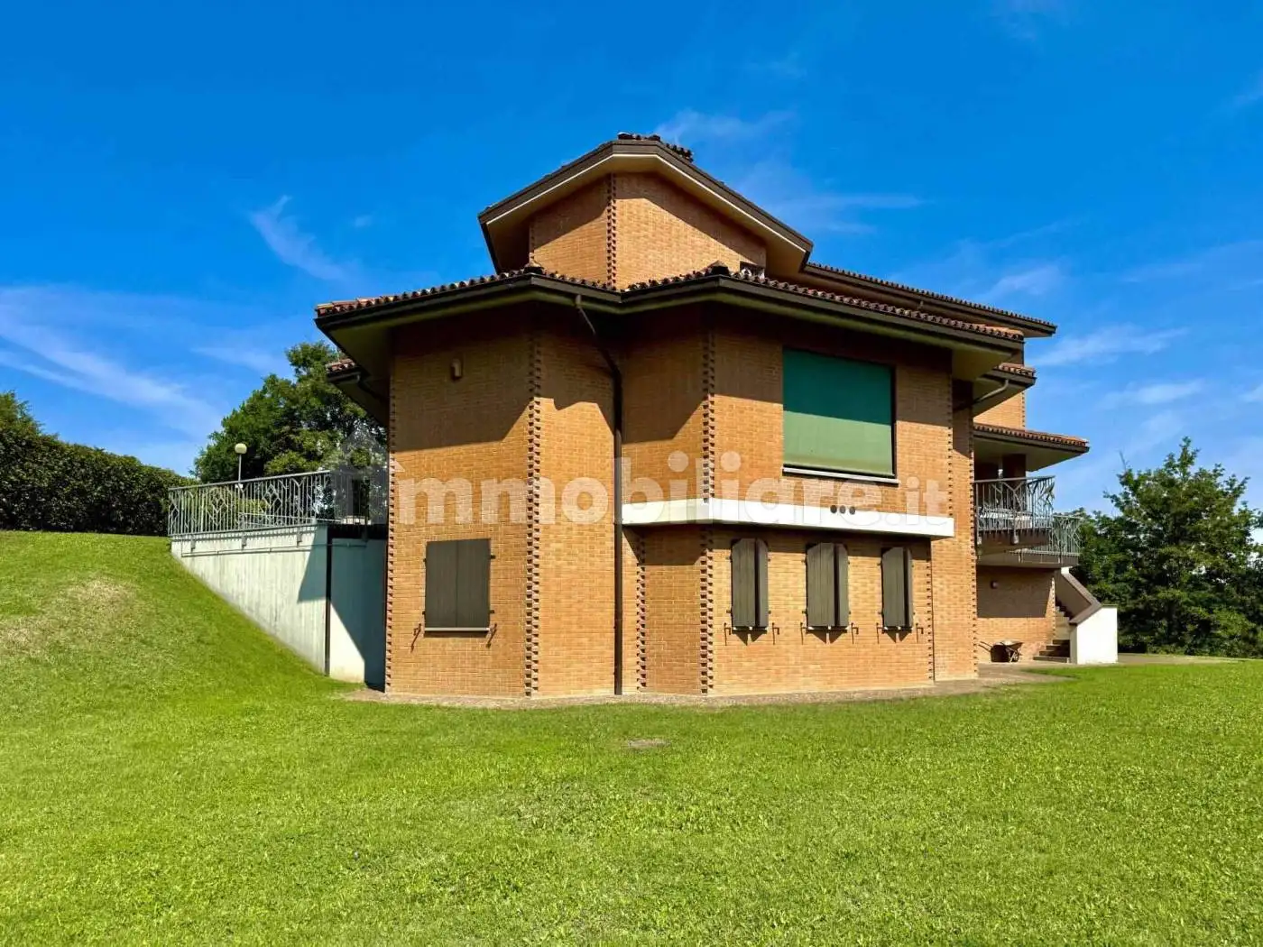 Villa unifamiliare, ottimo stato, 324 m², Badi, Castel di Casio - foto 2