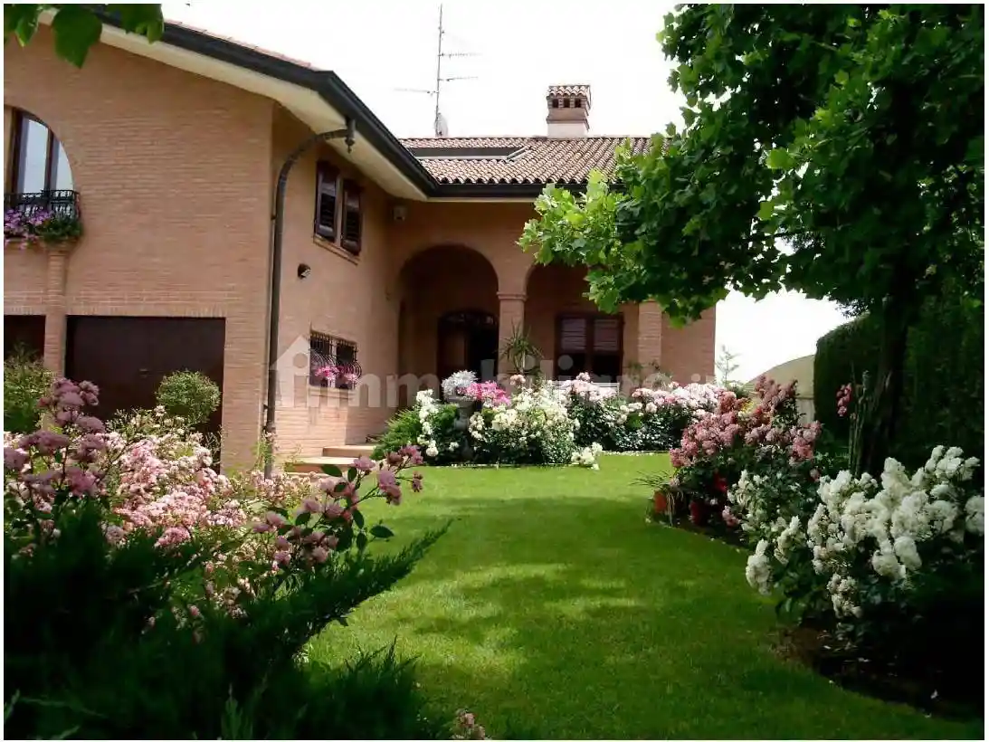 Villa in vendita a Ravarino