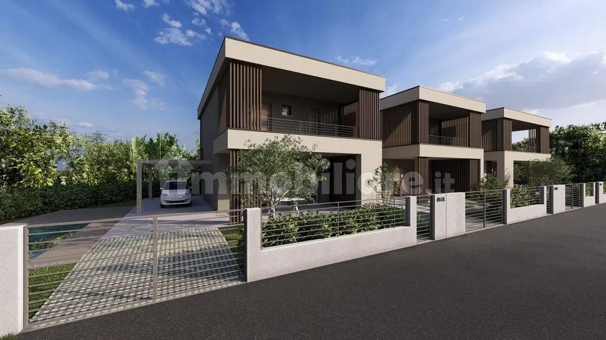 Villa in vendita a Manerba del Garda