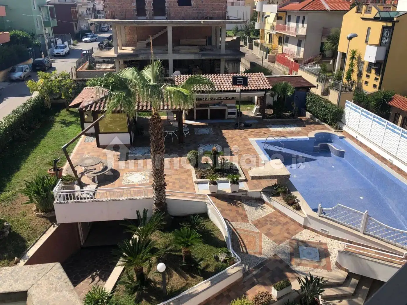 Villa in vendita a Mondragone