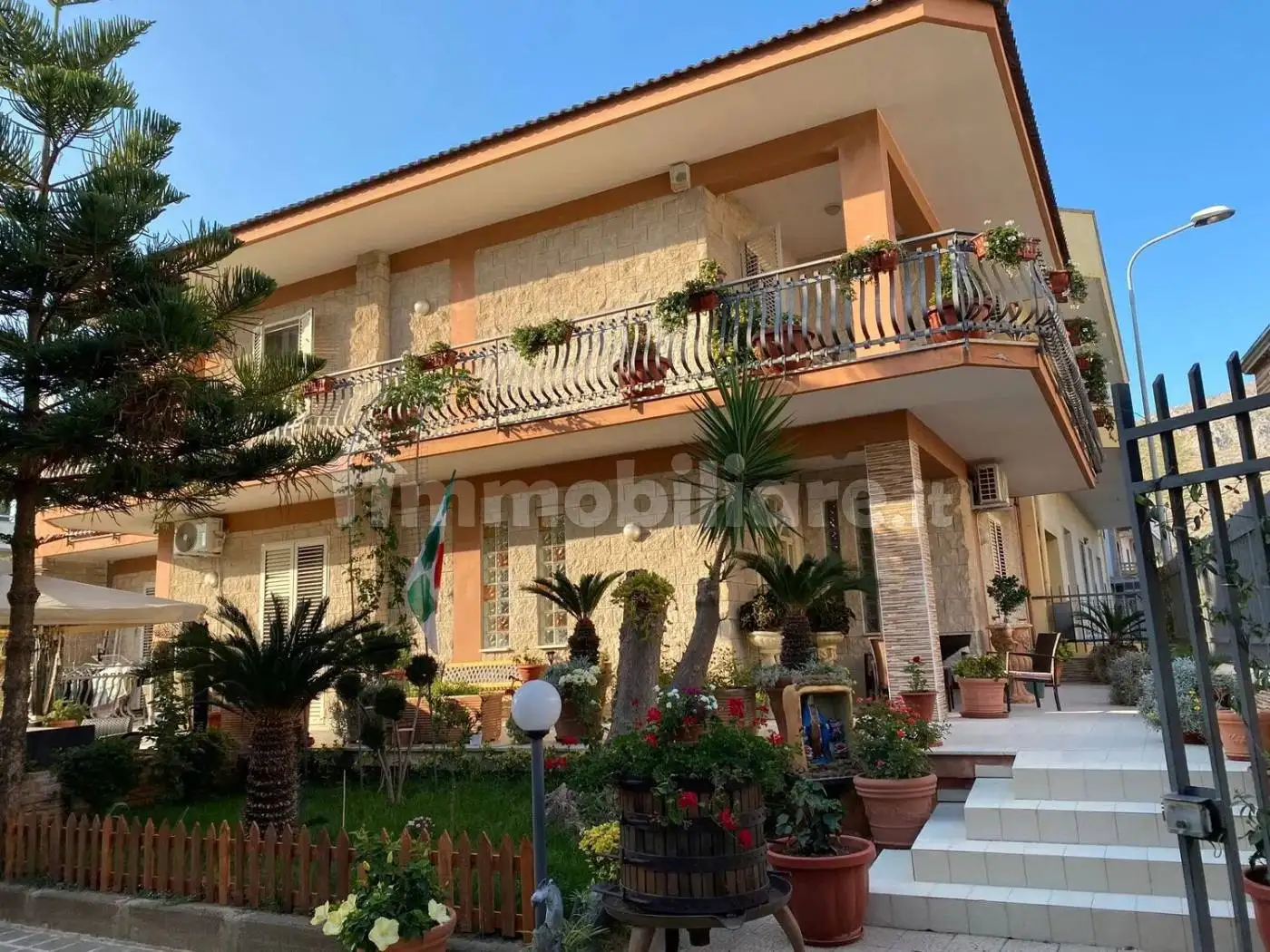 Villa in vendita a Mondragone