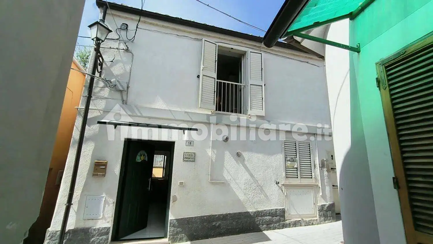 Villa in vendita a Civitaquana